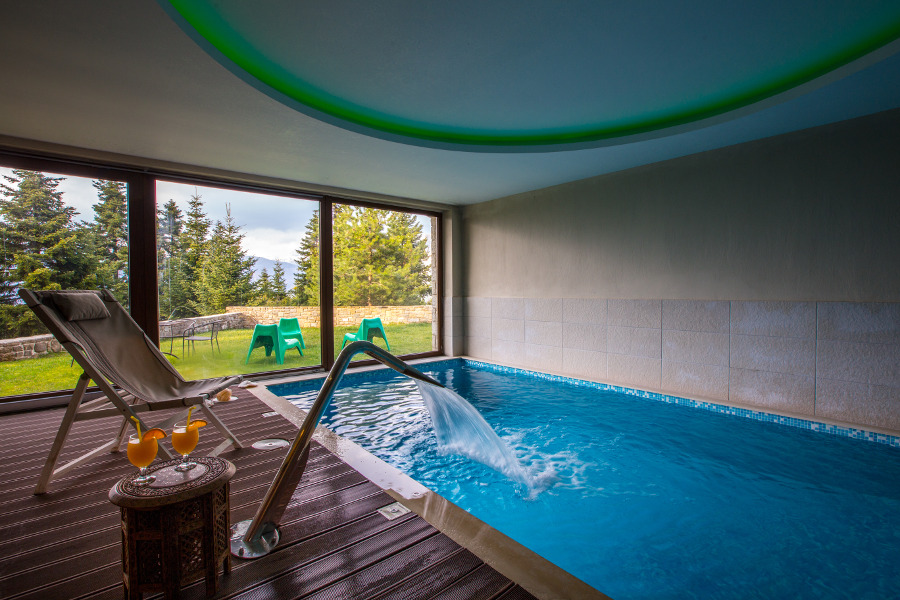 Swimming Pool/Πισίνα