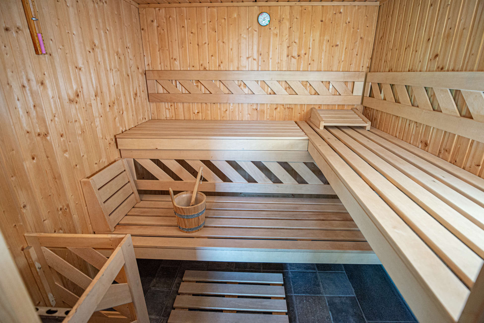 sauna in anavasi hotel
